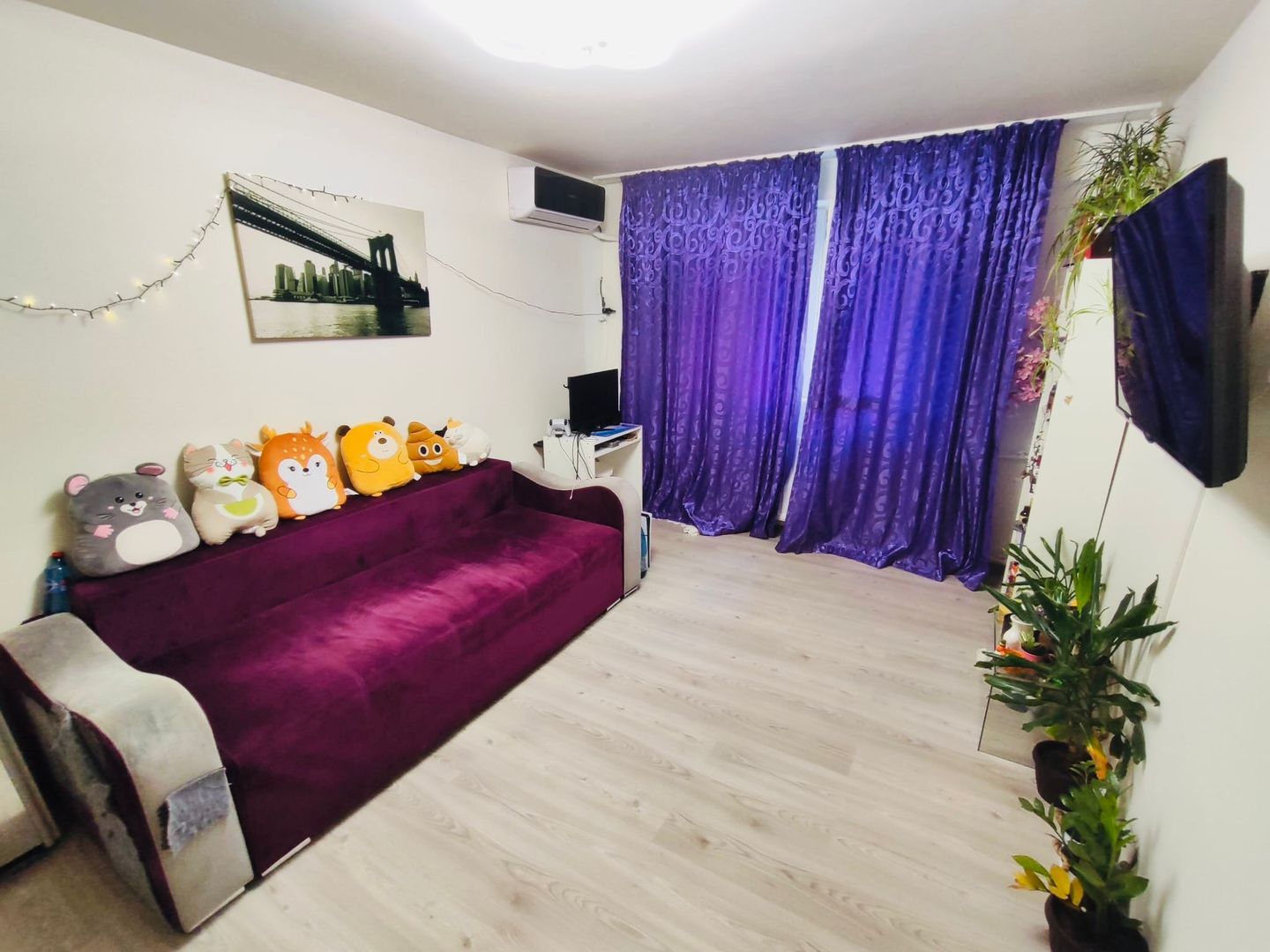 Apartament 3 camere | Teiul Doamnei - Poză 1