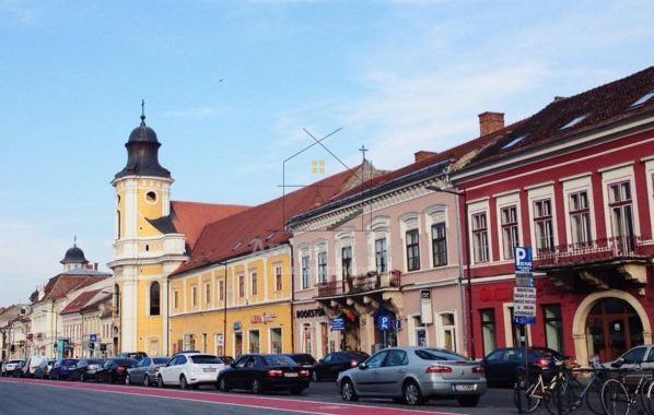 Apartament 3 camere, finisat, 75 mp si pod mansardabil, Bulevardul Eroilor - Poză 2