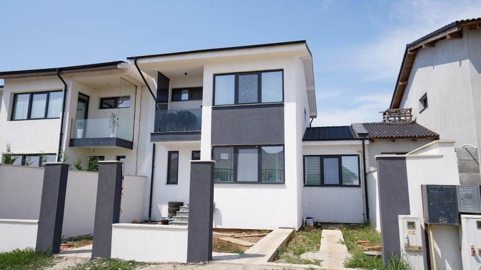 Casa Oncea Mobilata Utilata - Poză 1