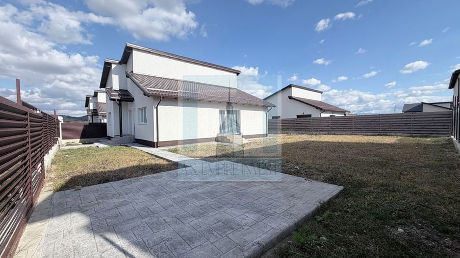 Casa de vanzare Sanpetru - Poză 1