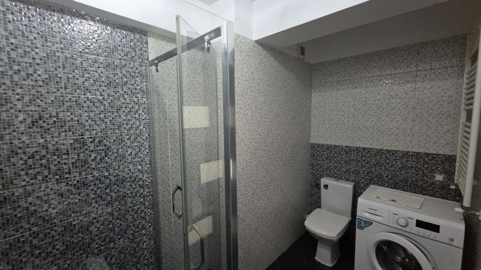 Se oferă spre închiriere apartament 2 camere, complet mobilat - Poză 10