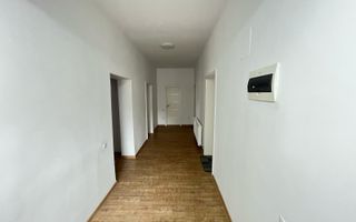 Casă nouă  cu 8 camere, 5 băi și curte – 220 mp utili – 480.000€ - Poză 8