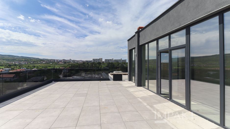 Penthouse de exceptie cu terasa panoramica de 104 m2  in Sopor ! - Poză 4