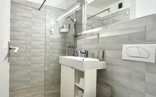 Apartament cu 2 camere, vedere la parc, în zona Central-Piata Unirii - Poză 17