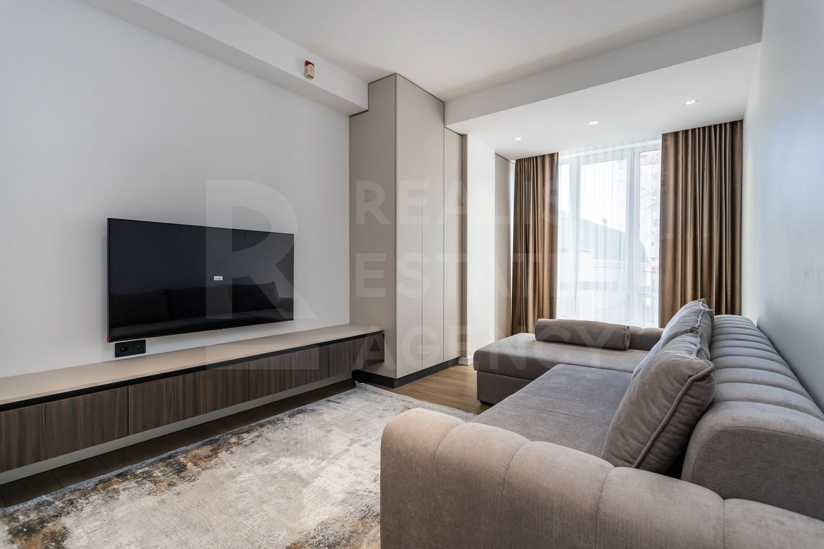 Chirie apartament, 2 camere, str. Mitropolit Varlaam, Centru - Poză 4