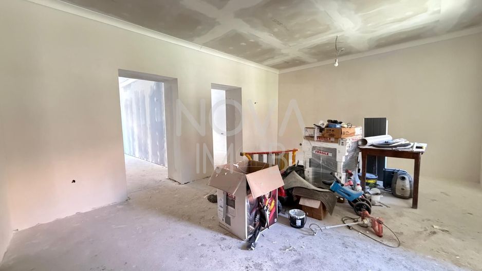 Apartament 3 camere de vanzare, Targul Vinului - Poză 12
