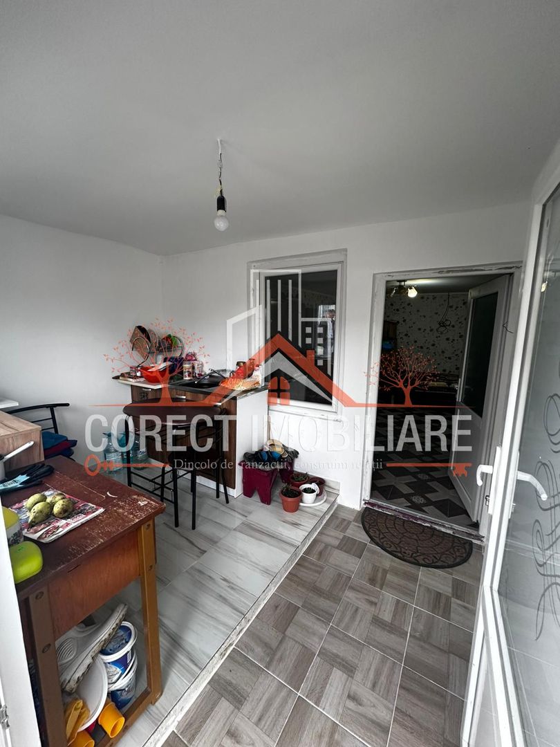 Casa de vanzare - Jelna - - Poză 3