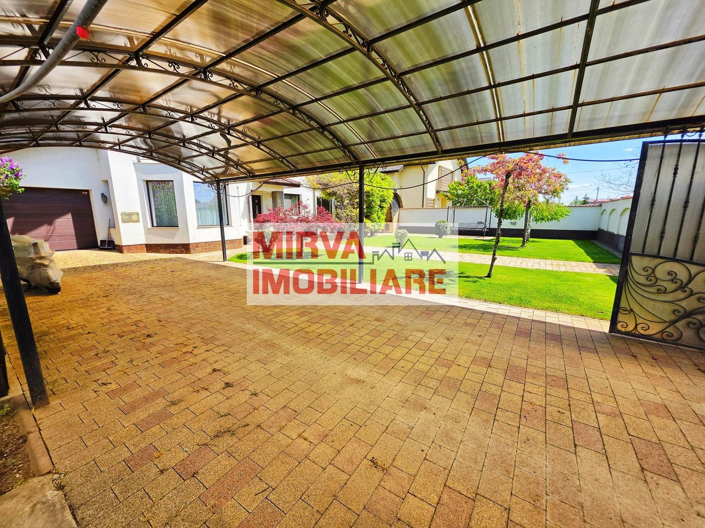 Vilă premium în Strejnicu | 8 camere | 345 mp utili | teren 595 mp - Poză 12
