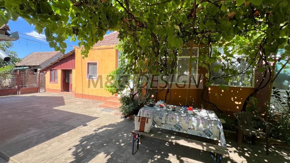 casa individuala Varias apa centrala pe gaz canalizare 1500mp - Poză 4