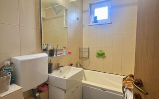 Apartament cu 3 camere in Grigorescu - Poză 5