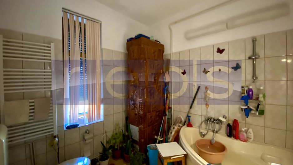 DE VANZARE 3 CAMERE 100 MP | BOXA 10 MP | SEBASTIAN | VULCAN CENTER - Poză 17