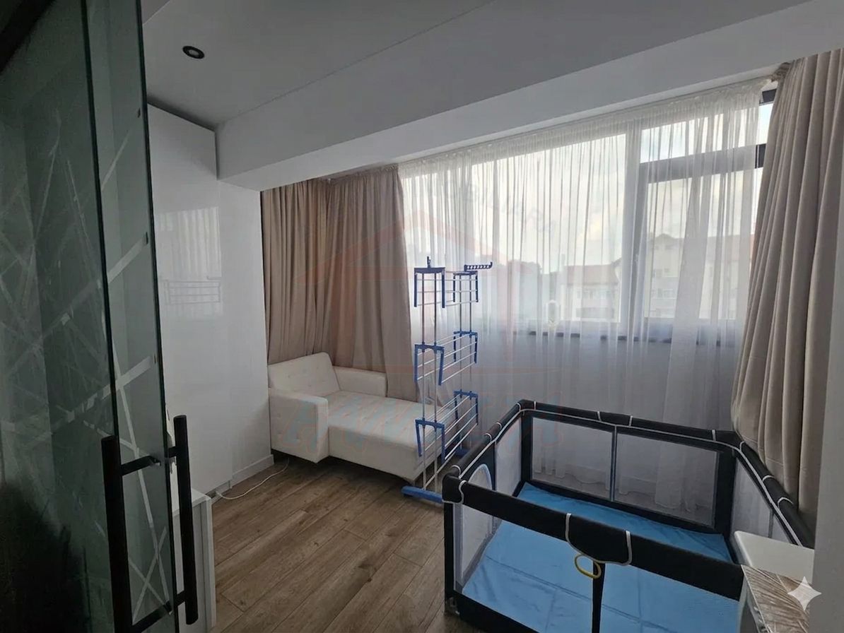 Vanzare apartament cu 2 camere, zona Garii, 71 mp, 147.000 EURO - Poză 6