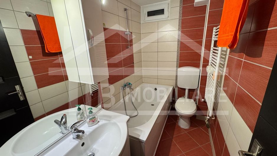 Apartament de 2 camere, 48mp, decomandat, zona Centrala - Poză 8