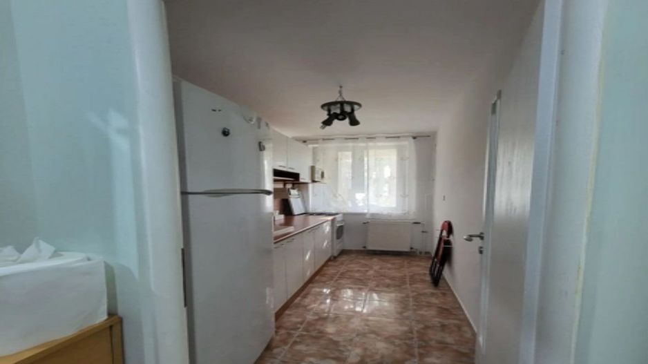 AP. 2 CAMERE TITAN, PARCARE, RENOVAT, BUCATARIE INCHISA, METROU 7 MIN - Poză 5