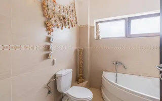 Apartament 4 camere si Curte Proprie | Parcare Inclusă - Poză 17