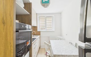**APARTAMENT PREMIUM • 2 CAMERE • ZONĂ CENTRALĂ • - Poză 4