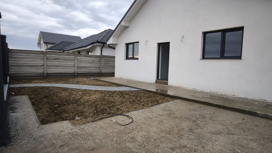 CASA NOUA SUPERBA IN NOJORID BIHOR 4 CAMERE - Poză 2