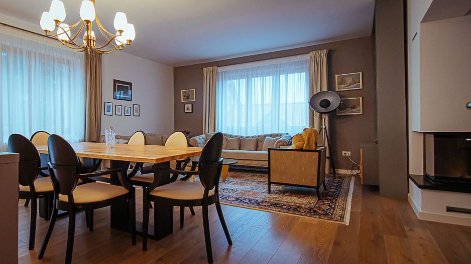 Imobil deosebit, cu priveliste 360 de grade - Poză 15