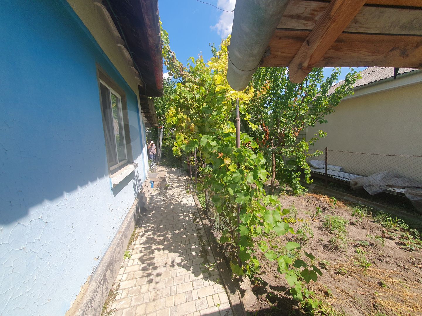 Vânzare casă într-o zonă liniștită și ecologică - Poză 12