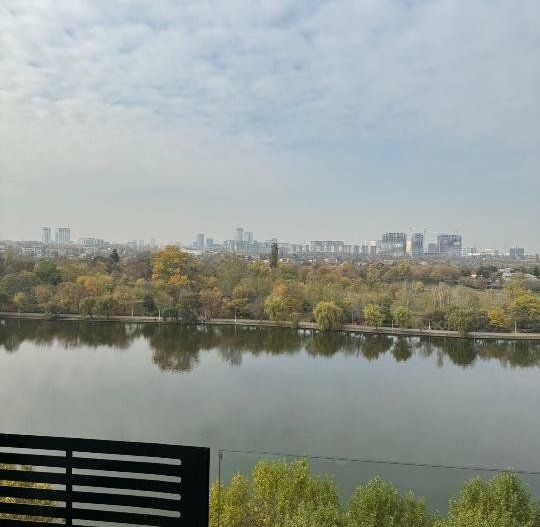 Pers fizică - Apartament de vis cu 3 camere şi vedere superba spre lac! - Poză 3
