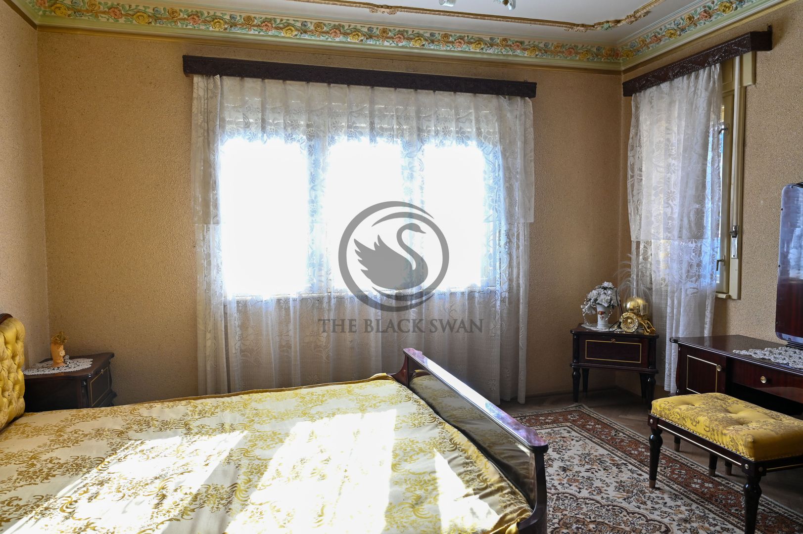Casa cu 6 camere de vanzare | Zona Ultracentrala, Baicoi | Comision 0% - Poză 7