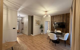 Apartament la cheie / etaj intermediar / Zona Eroilor - Poză 2