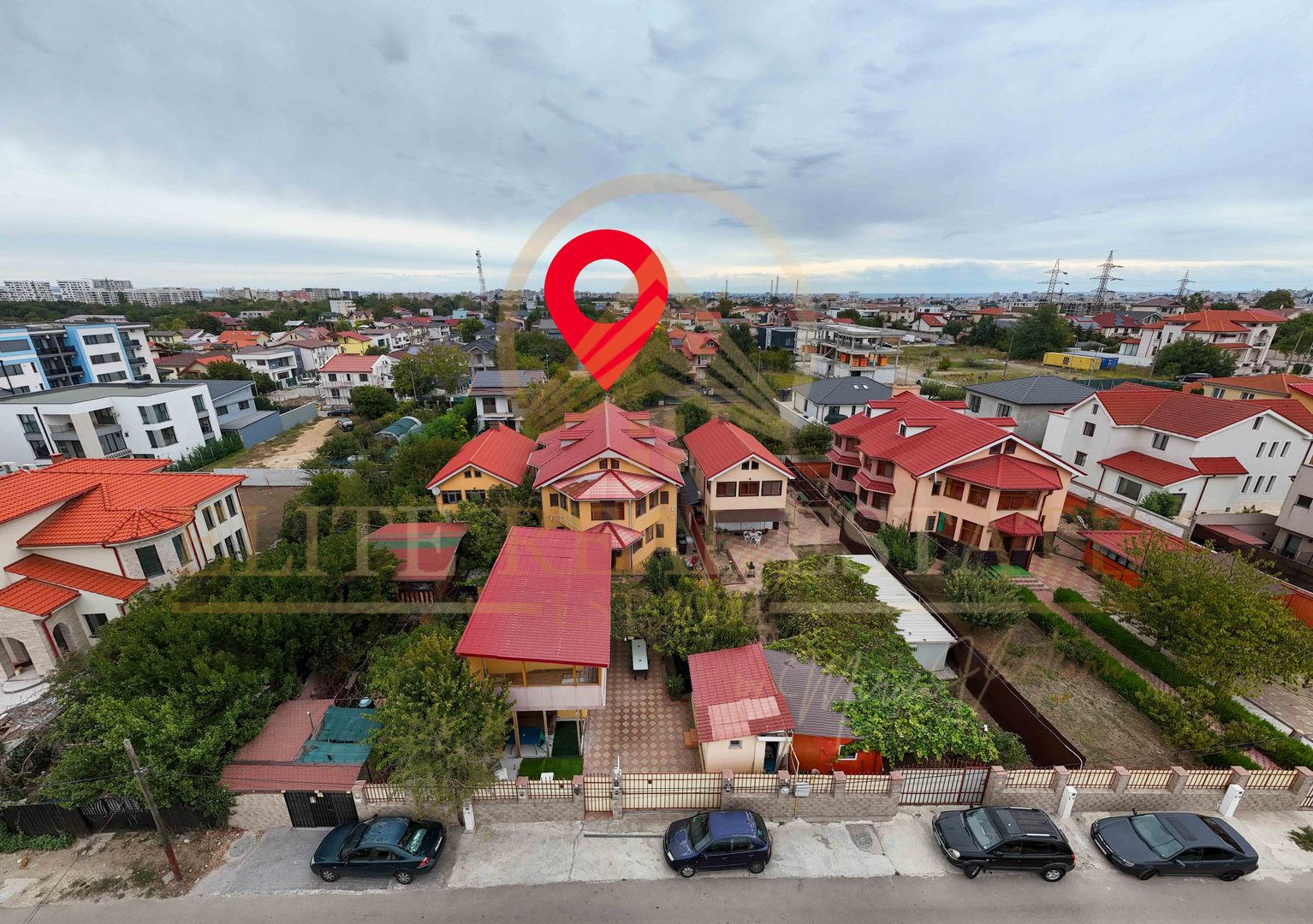 Casă spațioasă cu funcțiune de pensiune – Kamsas - Poză 15