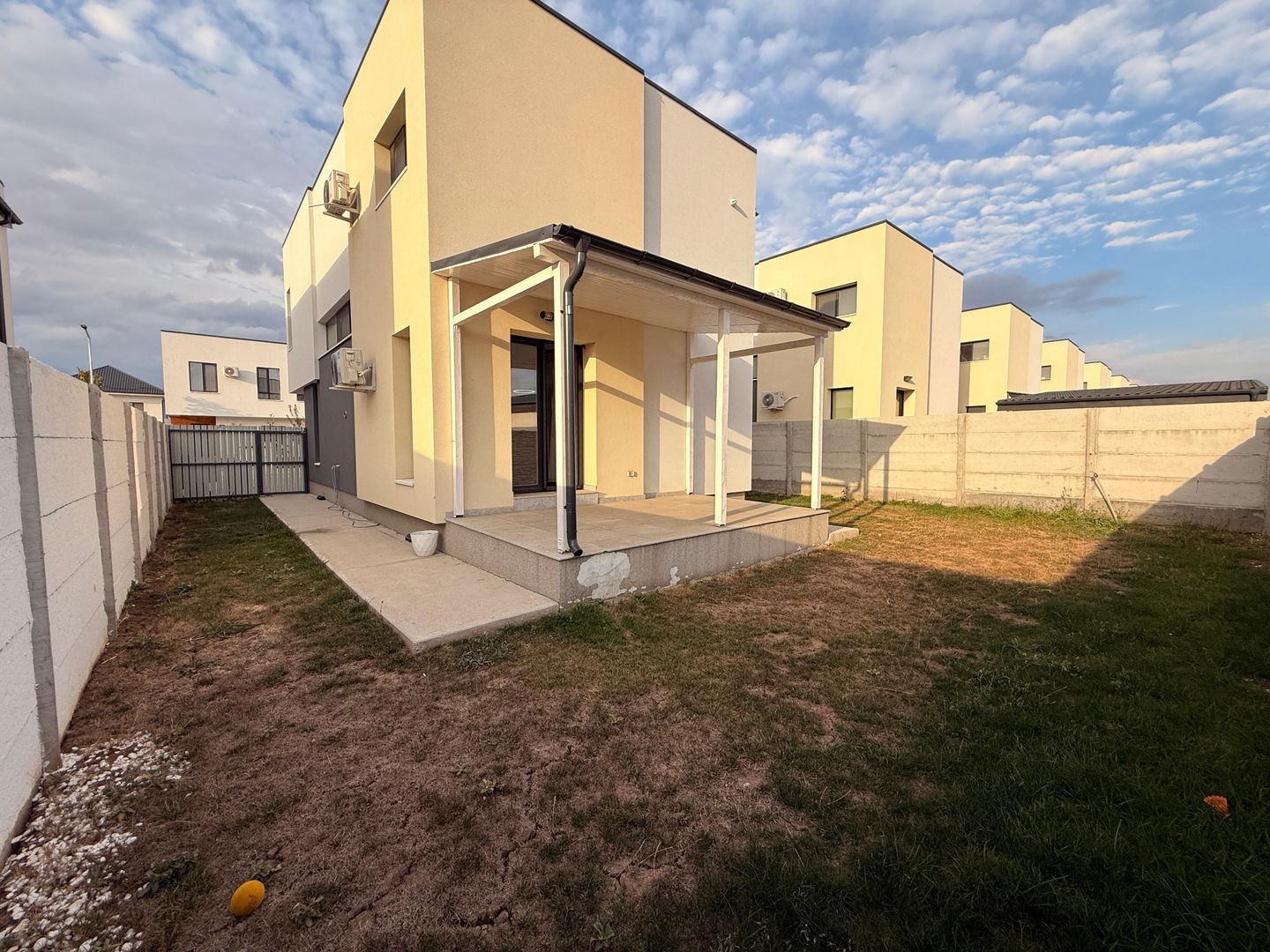 Comision 0% Vila Indivduala Aerocity Tunari - Poză 9