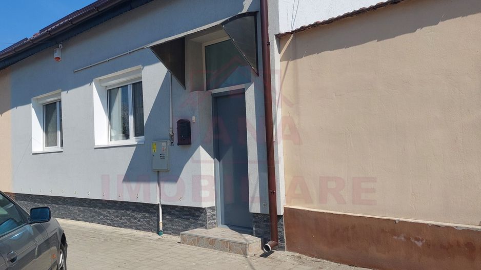 1\2 DUPLEX, DE VÂNZARE, 4 camere\CARANSEBEȘ\ ZONĂ CENTRALĂ\JUD.CS - Poză 1