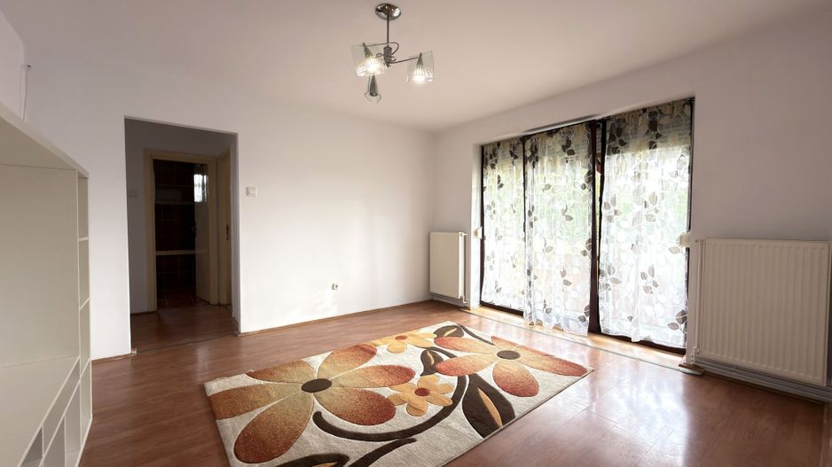 Apartament 2 camere Republicii Etaj III - Carei - Poză 5