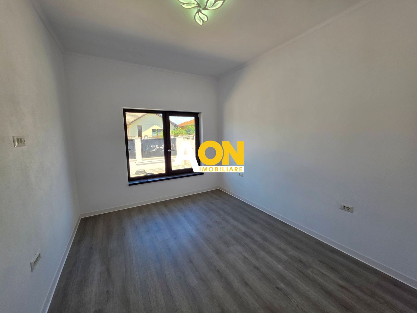 Casă 4 camere, 425 mp teren, panouri solare, cartier Orizont - Poză 14
