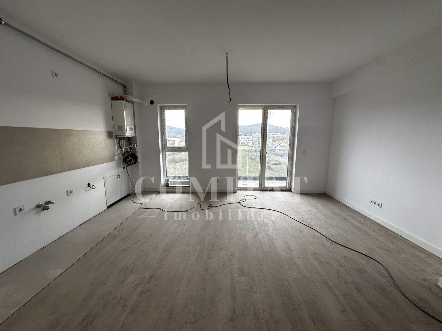 Apartament la etaj intermediar | Finisat | Zona Str Somesului-Floresti - Poză 4