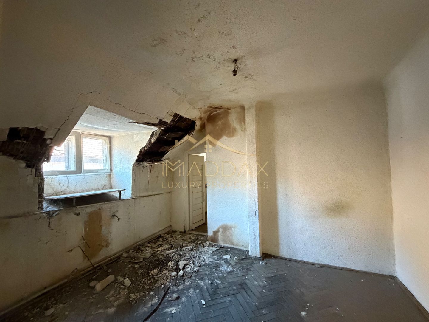 Vila cu 10 camere *540mp* // Zona Titulescu - Poză 44