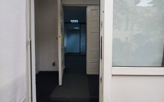 Spatiu comercial 39,22 mp + 18,17 mp pivnita + curte 18 mp - sos. Viilor - Poză 9