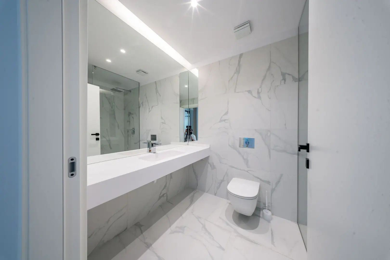 Apartament cu 2 camere de închiriat în Yacht Kid - Poză 1