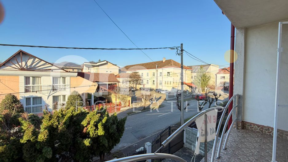 Casa individuala cu curte disponibila pentru vanzare, situata in zona centrala - Poză 10