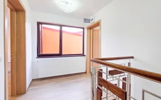 Casă modernă și luminoasă (2015) cu foișor și curte | Strada Teiului - Poză 16