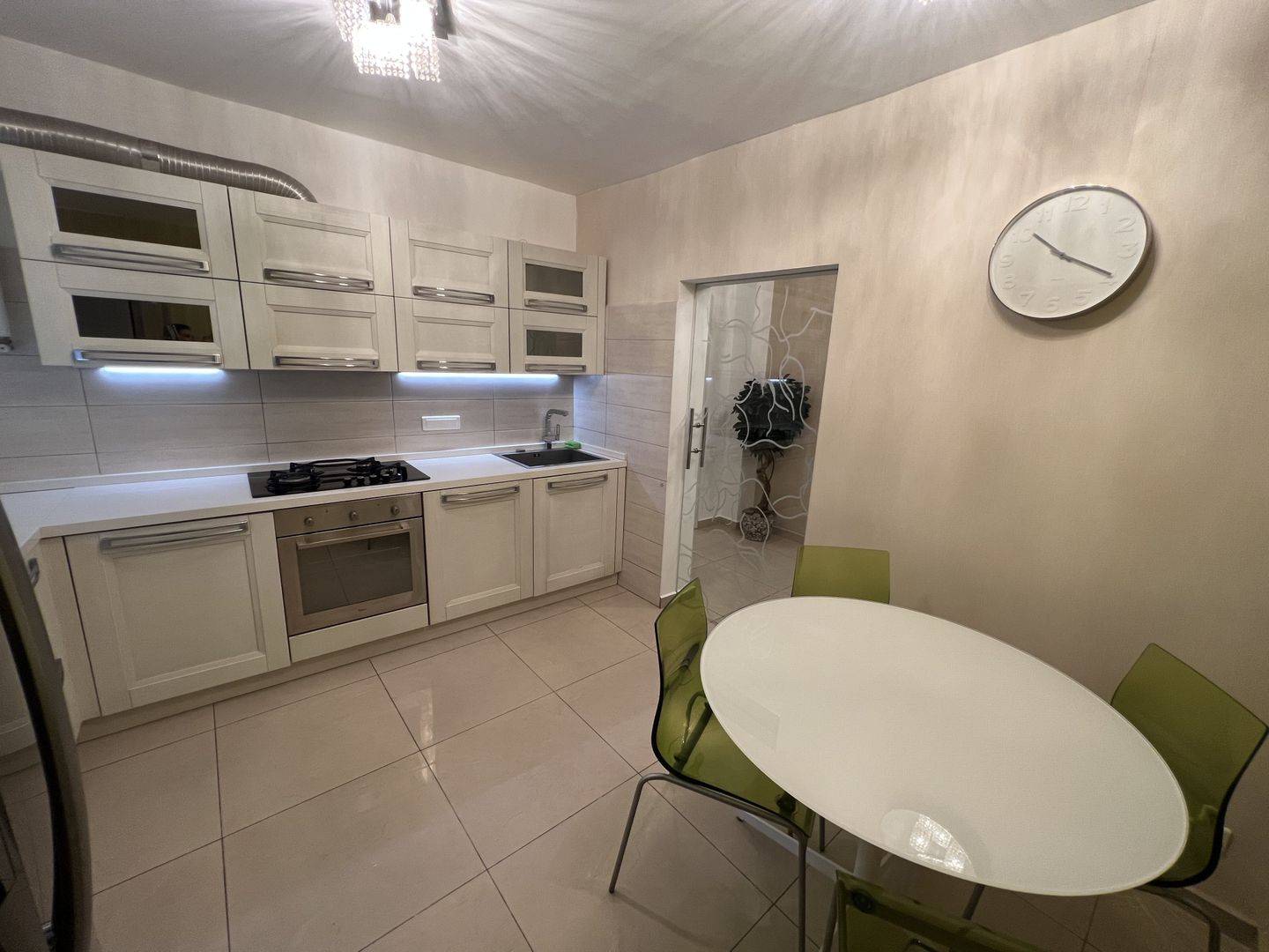 Apartament Lux 4 camere metrou loc parcare - Poză 18