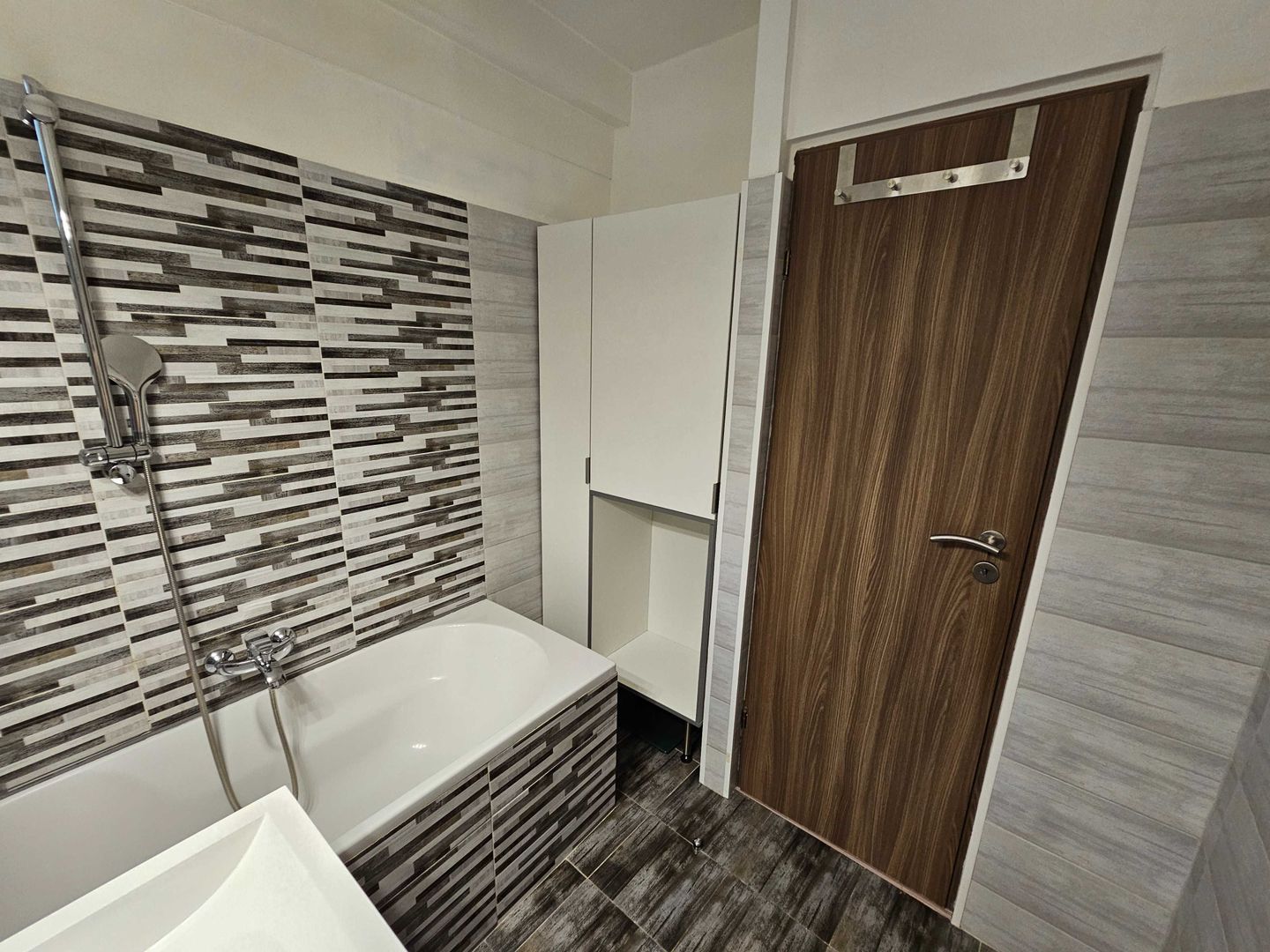 Iulius Town | 3 camere | Decomandat | Centrala proprie | Boxa CF - Poză 7