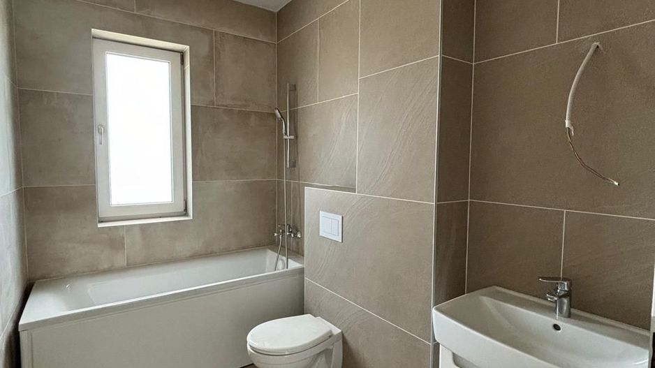 Apartament tip Penthouse-terasa de 50mp,zona Mehala - Poză 5