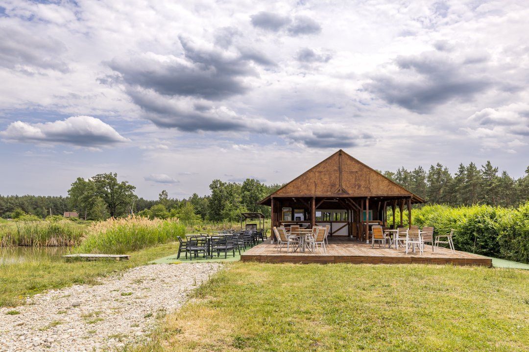 Afacere functionala - MOTEL si CAMPING cu terasa, piscina si lacuri pescuit - Poză 20