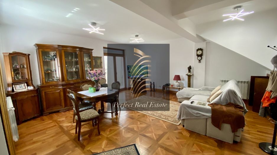 Casa/Vila zona Casa de Cultura - Poză 1