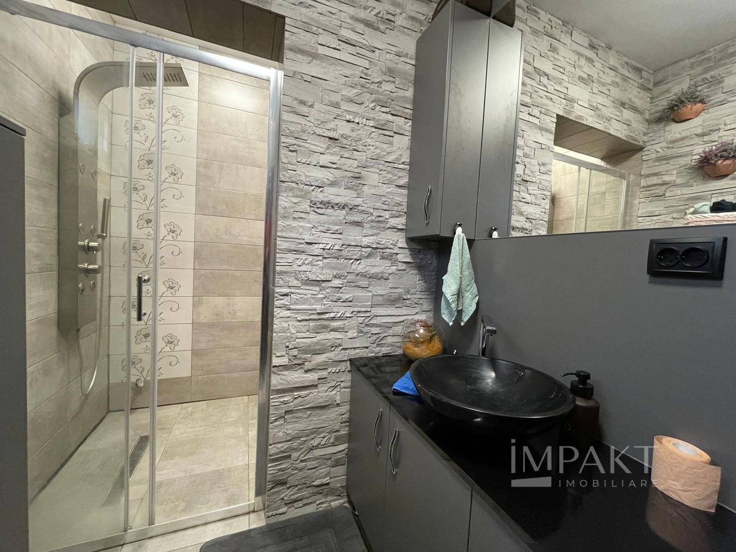 Casa  cu 4 Camere si Garaj in Cartierul Someseni, Cluj-Napoca - Poză 31