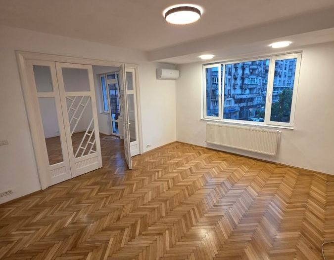 Închiriere 3 camere Unirii, Coposu, etaj 2, centrala, 100 mp, pretabil Birou - Poză 1