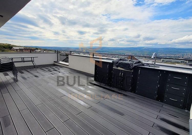 Casa de inchiriata cu Jacuzzi, zona Voronet - Poză 2