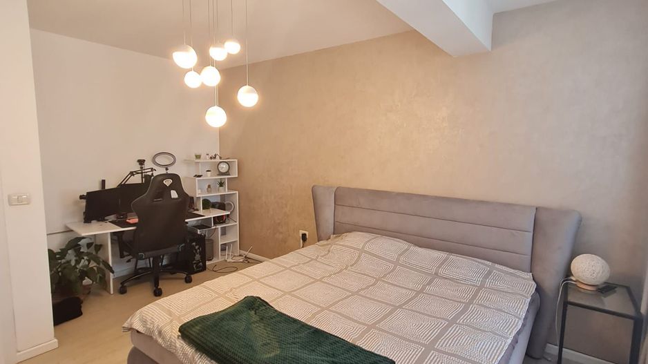 Duplex minimalist cu piscina - Poză 26