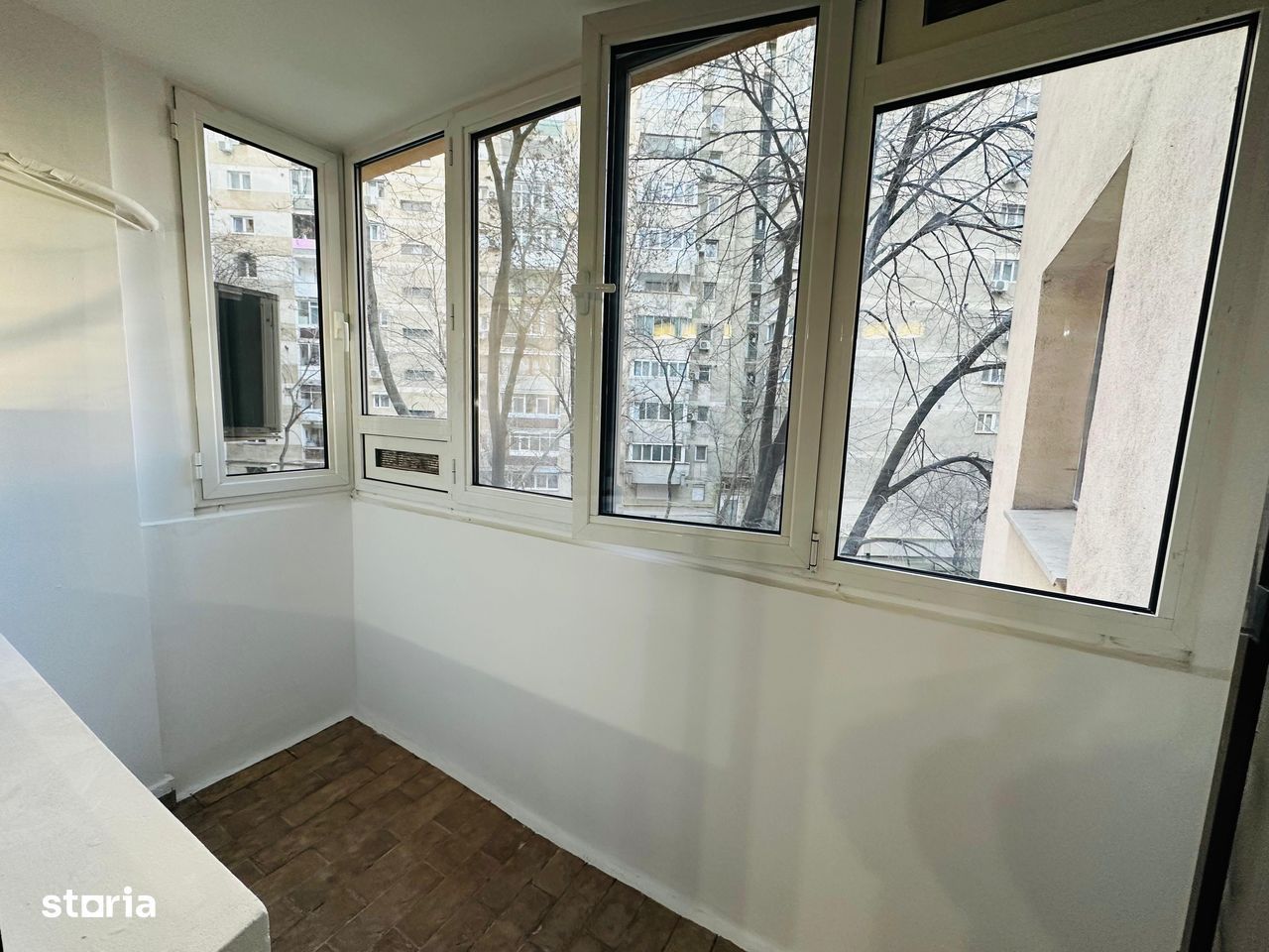 Apartament 3 camere, 75 mp, mobilat complet, metrou Lujerului 2 min - Poză 9
