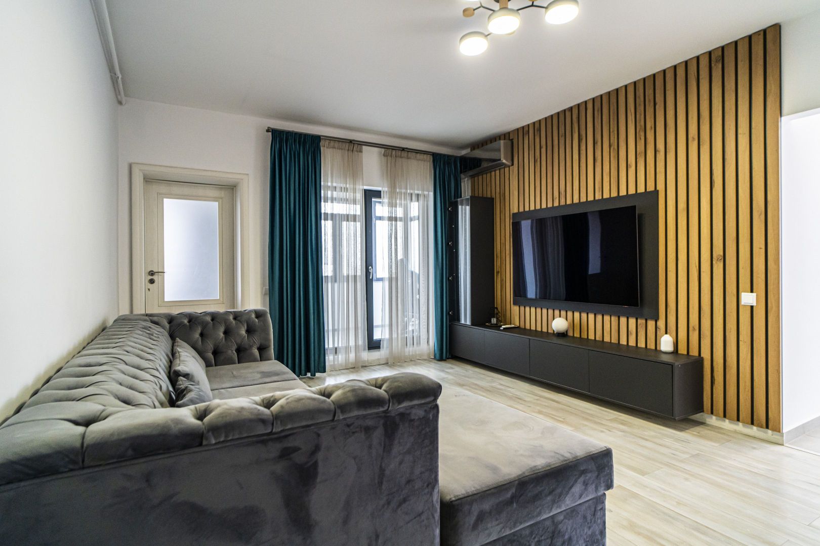 DRUMUL TABEREI | BRANCUSI | 2 CAMERE CU TERASA DE 37MP | MOBILAT | COMISION 0% ! - Poză 1