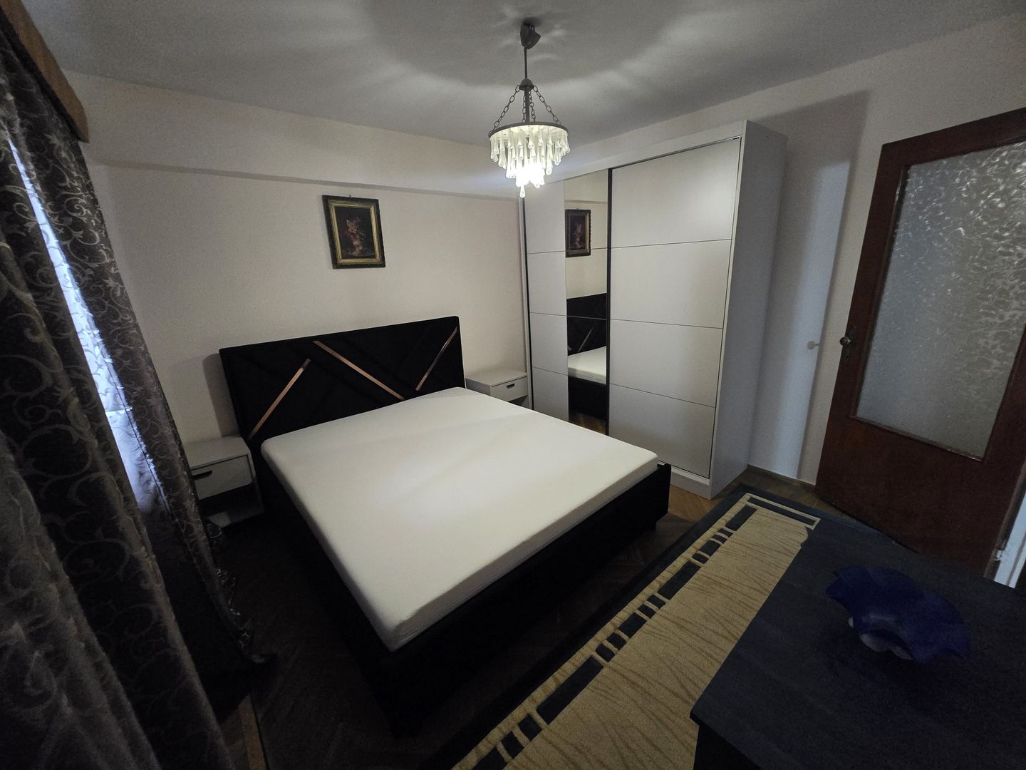3 camere Ultracentral - Ramada - Poză 3