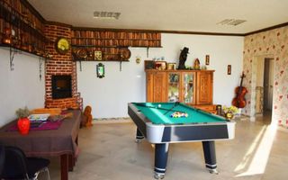 Închiriere clădire 850 mp utili, 15 camere cu baie proprie, Poiana (Schitu Duca) – ideală pentru cămin bătrâni, centru recuperare, pensiune - Poză 10